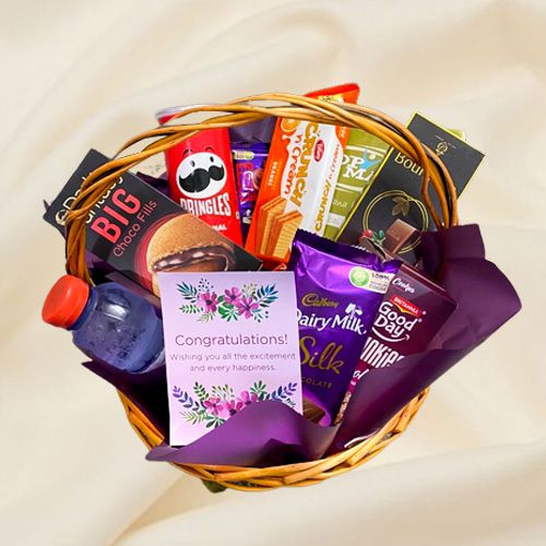 Favorite Snacks Gift Basket Flower Delivery Commack NY - Commack Florist